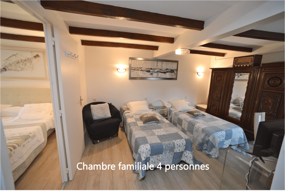 Chambre Guimiliau dans la maison d'hôtes 1850